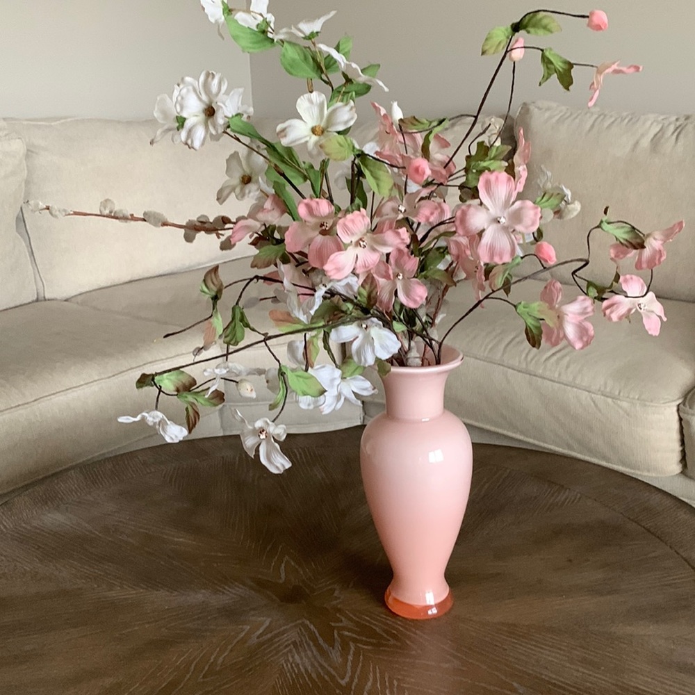 Laslo for Mikasa pink vase with flowers